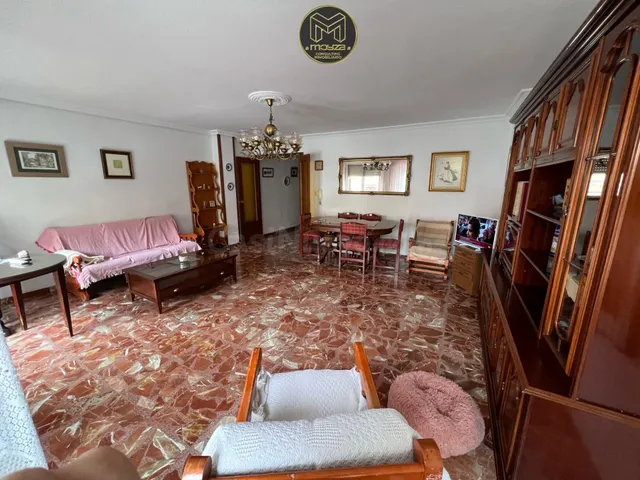 PISO EN LOS JARDINILLOS