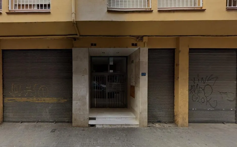Se vende PISO OKUPADO en Calle Dr Ferran Nº 17 Salt (Girona)