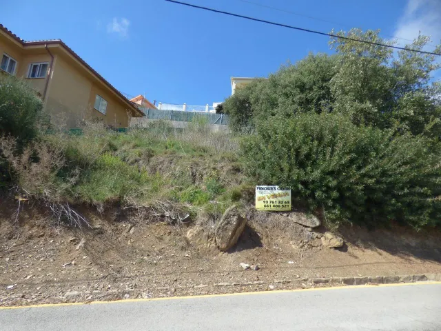 Amplia parcela en Alta Maresme - Santa Susanna — 10