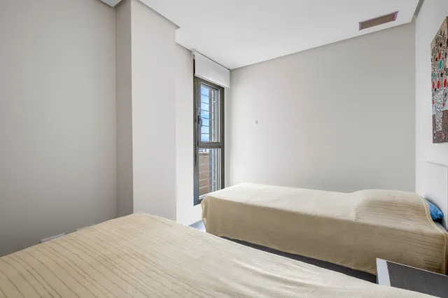 Apartamento de 2 dormitorios y 2 baños en los dolses ( orihuela costa ) — 32