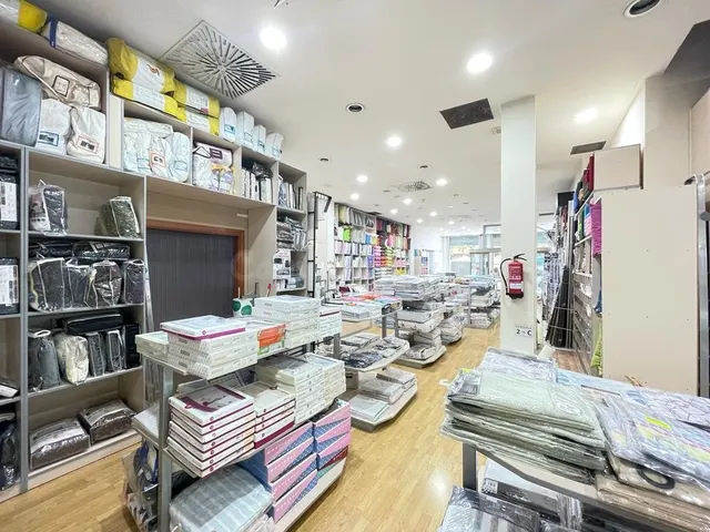 LOCAL EN VENTA O ALQUILER EN RAMBLA SAN SEBASTIAN - foto 5