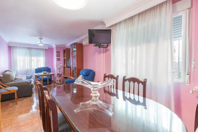 Casa independiente a 5 minutos de Granada en buen estado para entrar a vivir — 25
