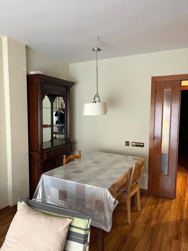 AMPLIO PISO DE 4 habitaciones Y DOS BALCONES EN RIERA MIRÓ, REUS — 11