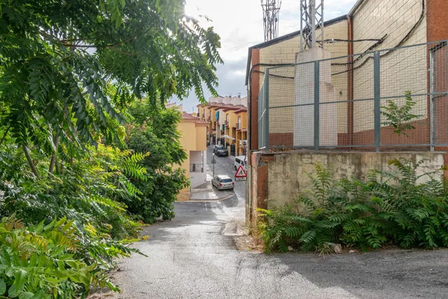 NAVE INDUSTRIAL DE 240M2 EN JUN-GRANADA — 30