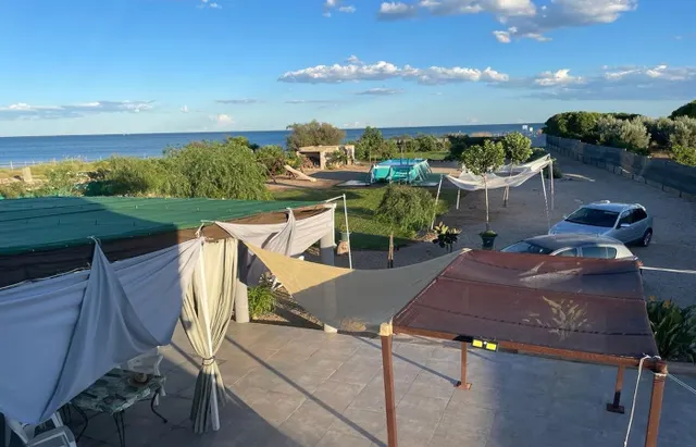 Fantástica casa  en primerísima línea de mar. Un balcón al mar — 33
