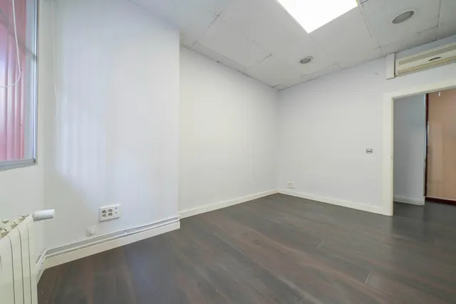 Excelente vivienda en venta en Boix y Morer — 39