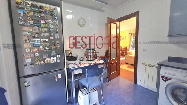 AMPLIO BAJO DE 3 habitaciones, CON TERRAZA JARDÍN A ESCASOS METROS DE LA PLAYA. ORIÑON — 24