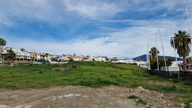 Parcela 3900m² en venta - Costa Del Sol