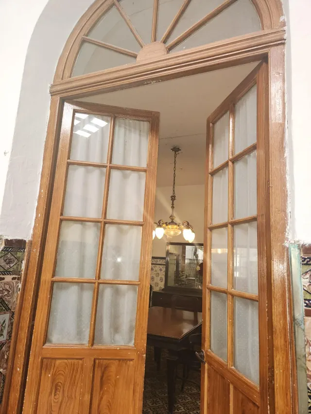 CASA SOLA EN UN LUGAR EMBLEMÁTICO — 24