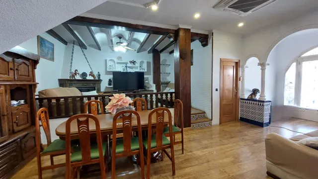 Chalet a la venta en Los Barreros — 3