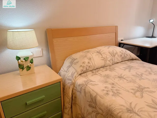 ALQUILER DE HABITACIÓN PARA ESTUDIANTE, IDEAL PARA UNIVERSITARIO DE MEDICINA Y CIENCIAS DE LA SALUD — 3