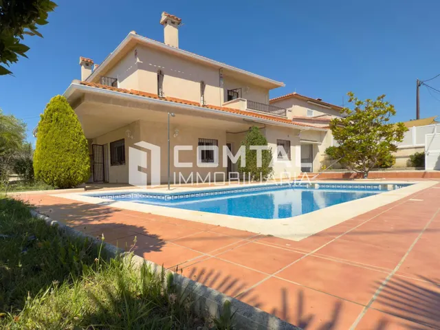 CASA EN VENTA CUBELLES — 4
