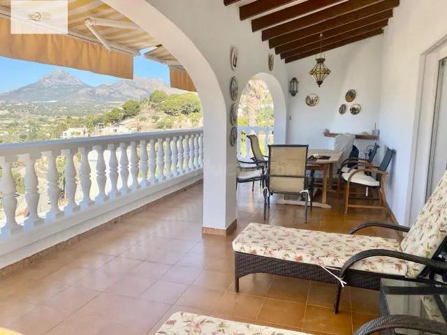 Casa 4 habitaciones 437m² en venta - Altea Pueblo — 4