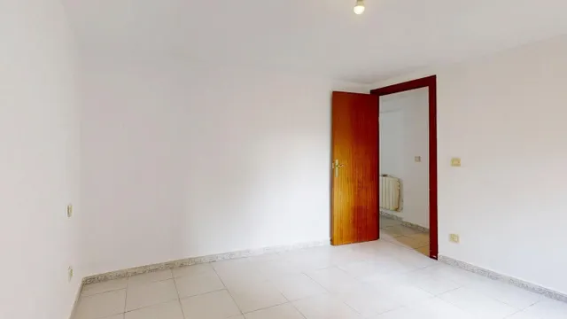 Piso 3 habitaciones 125m² en venta - Casco Histórico — 28