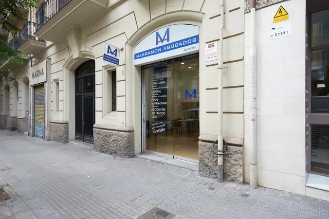Oficina en venta en calle de nàpols — 15
