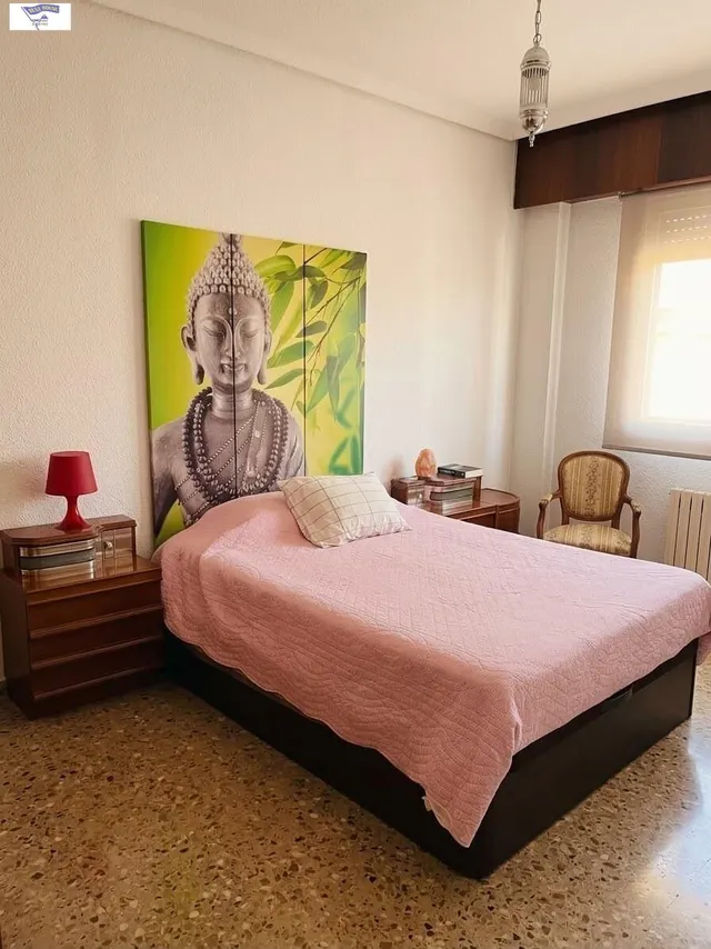 PISO CON ASCENSOR, GARAJE Y PISCINA A UN PASO DEL CENTRO - foto 3