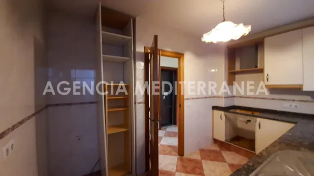Piso en venta con ascensor en Valencia — 6