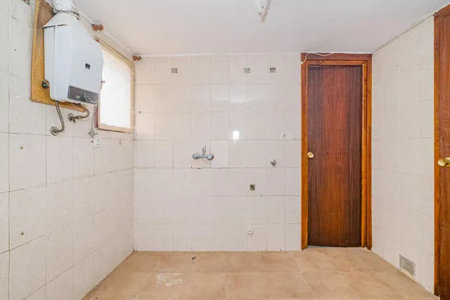La mejor casa rural de Güejar Sierra se acaba de poner a la venta — 47