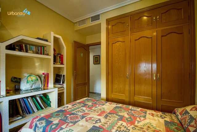 CHALET INDEPENDIENTE JUNTO AL VIEJO VIVERO EN BADAJOZ — 22