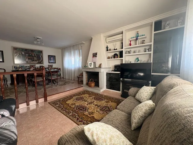 Se vende chalet independiente en Algeciras, zona colonia san miguel. — 21
