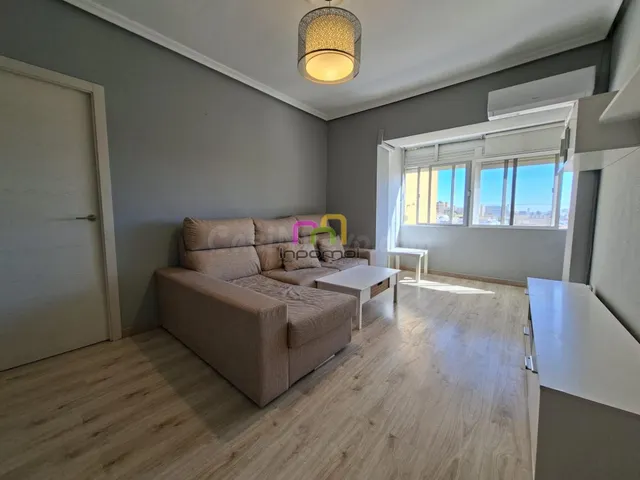 ACOGEDOR APARTAMENTO EN URBANIZACIÓN GUADIANA; BADAJOZ - OPO - foto 5