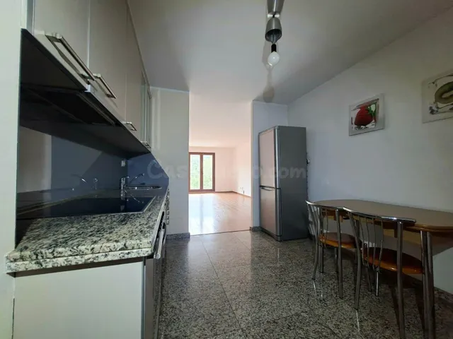 Piso luminoso con encanto y vistas a la montaña — 5