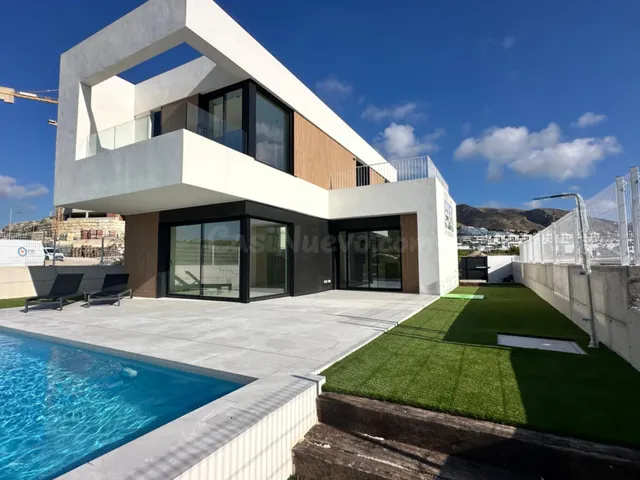 Villa Exclusiva con Vistas al Mar y a Benidorm – Sierra Cort