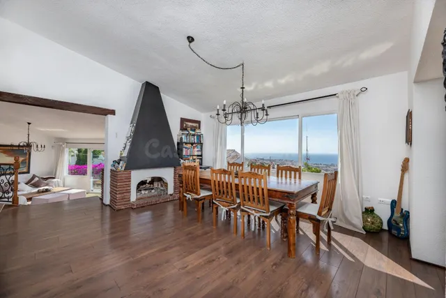 Casa con impresionantes  vistas al mar y — 5