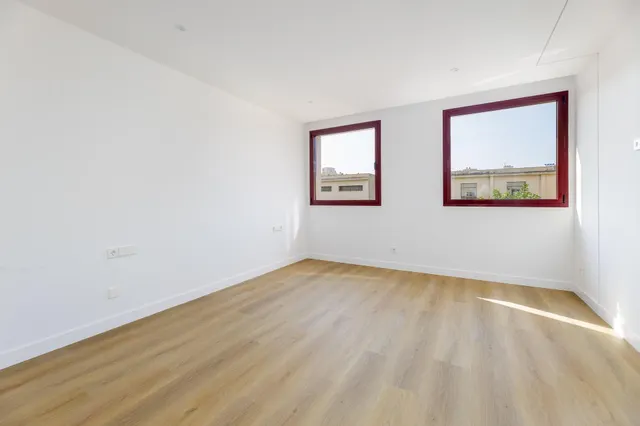 ¡Oportunidad única! Vivienda a estrenar con diseño moderno y plaza de aparcamiento opcional. — 9