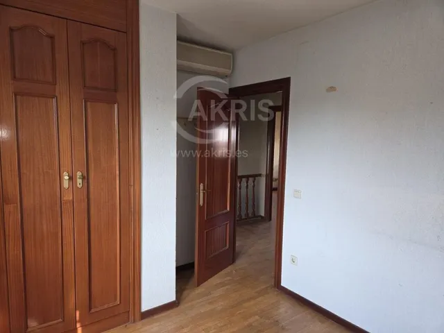 Chalet Independiente en Olias Del Rey — 10