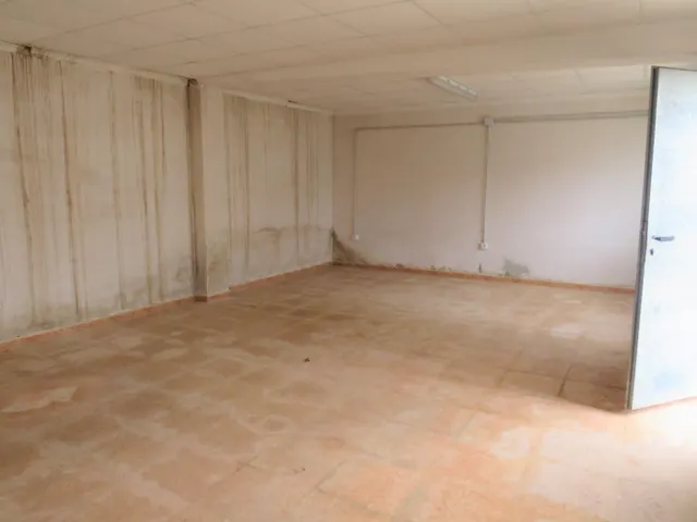 TERRENO URBANO  CON PISCINA A LA VENTA EN AGULLENT — 9