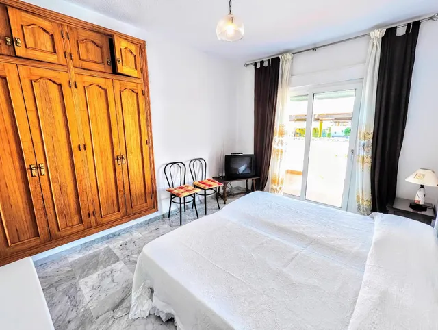 VILLA INDEPENDIENTE EN ZONA PLAZA SOLYMAR A 500 M DE LA PLAYA !!! — 29