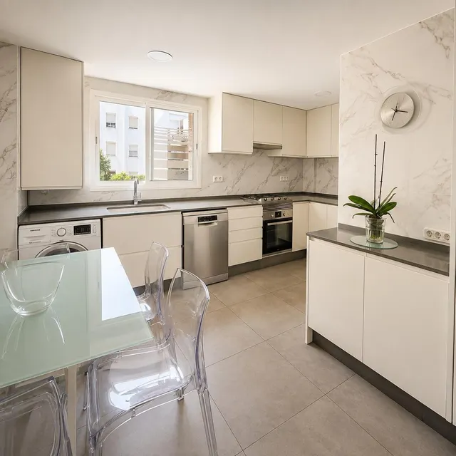 Ático dúplex de 4 dormitorios con gran terraza en València — 23