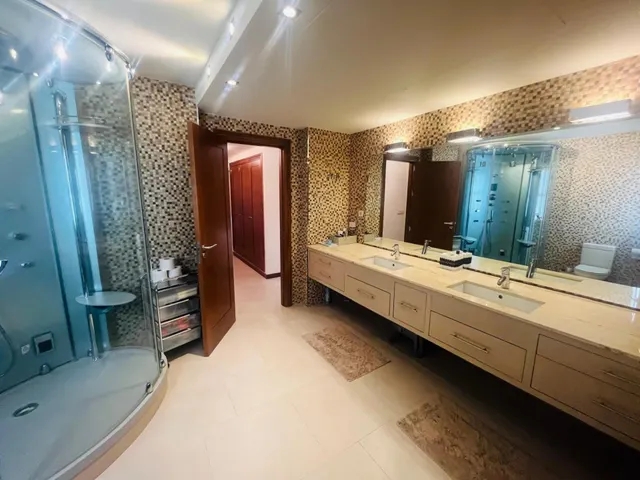 Villa 4 habitaciones 360m² en venta - Jerónimo Y Avileses — 34