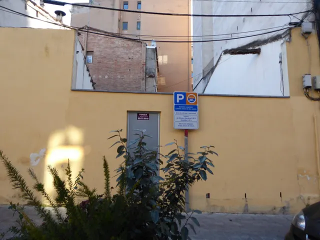 Solar de lloguer a Manresa – ctra. Vic, 12 — 6