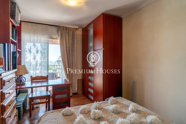 Casa independiente con piscina y jardín en Vallpineda — 21