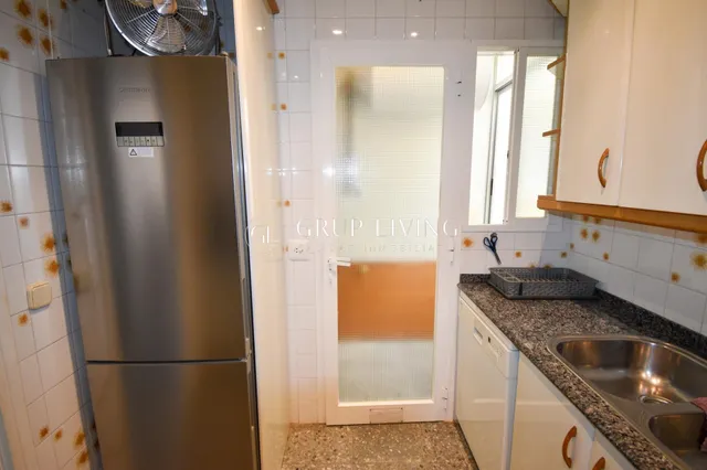 PISO LUMINOSO CON TERRAZA Y VISTAS DESPEJADAS EN SITGES — 12