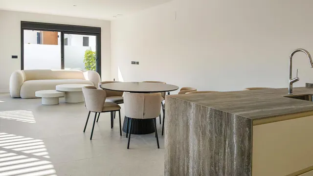 Villa de lujo de 4 dormitorios con piscina privada y vistas a la montaña en Ciudad Quesada, Costa Blanca — 4