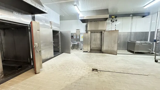 Negocio 12 habitaciones 1253m² en venta - Polígono - Alrededores - Pedanías — 37