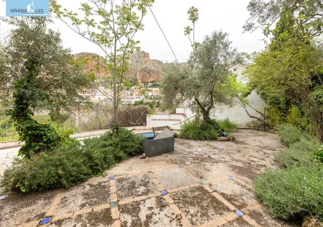Chalet con gran parcela en Cogollos — 13