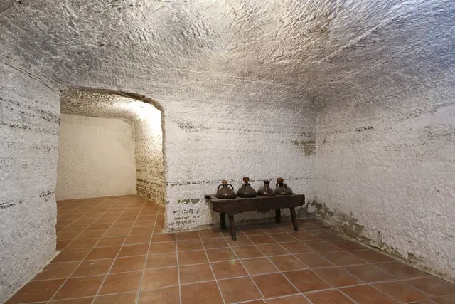 Increible Casa Cueva — 16