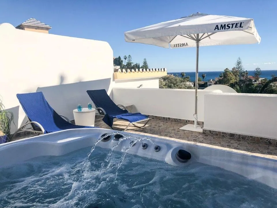 Villa reformada en zona baja de Torremuelle, Benalmádena