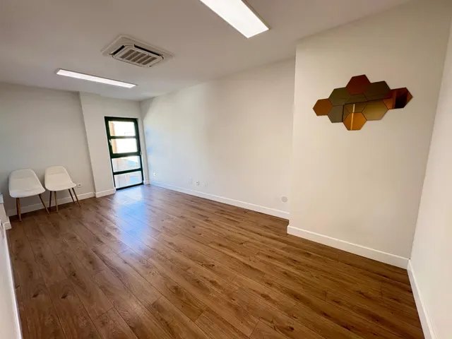 OFICINA NUEVA EN PLENO CENTRO DE PONFERRADA — 9
