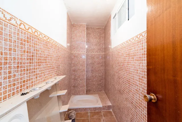Casa reformada en Colomera lista para terminar a tu gusto — 28