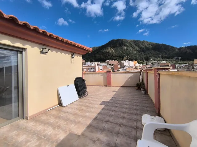 Ático Dúplex 4 habitaciones 210m² en venta - Torreaguera