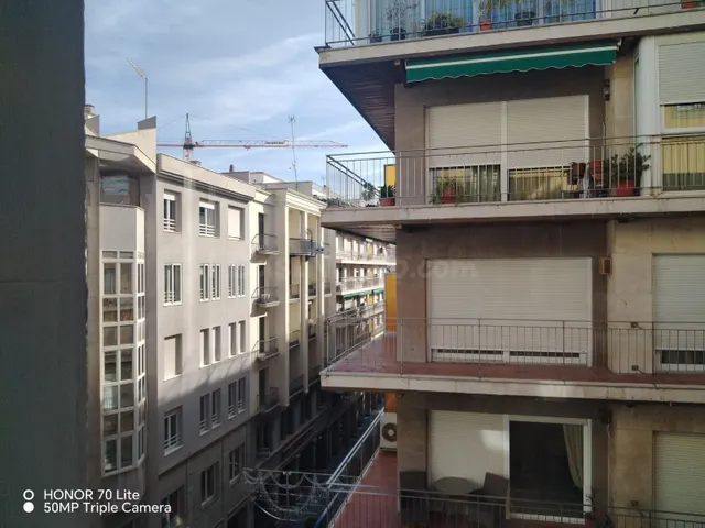 GRAN PISO EN ALQUILER EN PLENO CENTRO DE GRANADA....CALLE GA