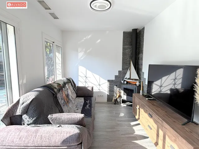 ¡casa independiente de una planta totalmente reformada a 750 m del paseo marítimo de Segur de Calafell! — 9