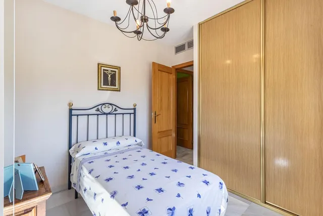 VIVIENDA con encanto en PALACIO DE DEPORTES — 20