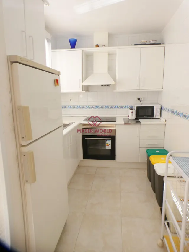 SE VENDE PISO EN RESIDENCIAL CON PISCINA COMUNITARIA Y GARAJE MUY CERCA DE LA PLAYA — 8