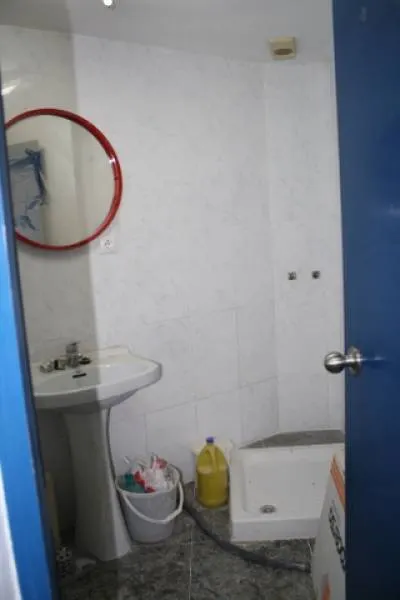 Alquiler local comercial en Orihuela, 120 m2. de superficie,  con 1 aseo. — 9